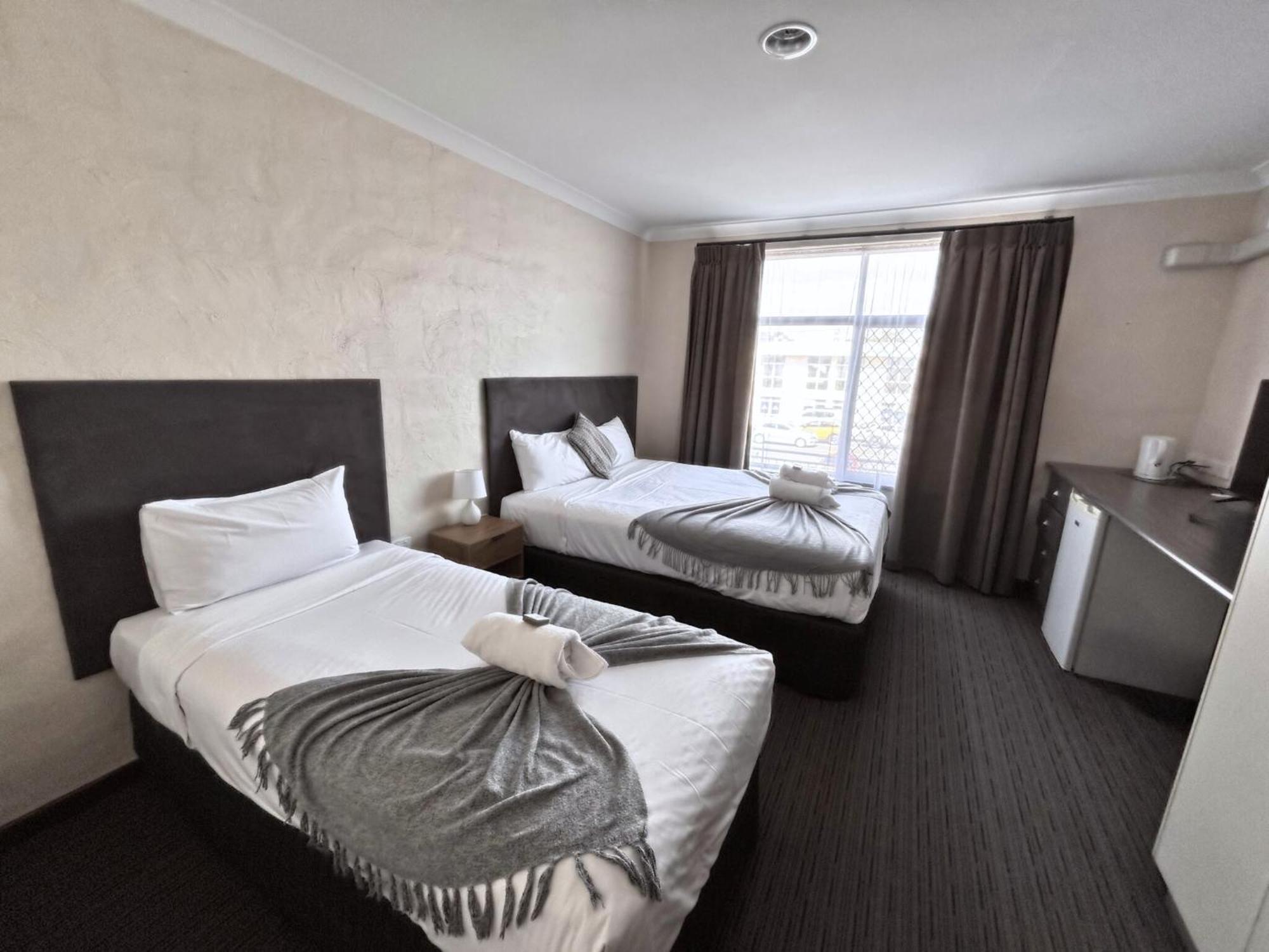 Prince Of Wales Hotel, Банбери Экстерьер фото